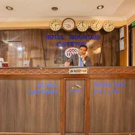 Hotel Mountain Gateway Катманду Экстерьер фото
