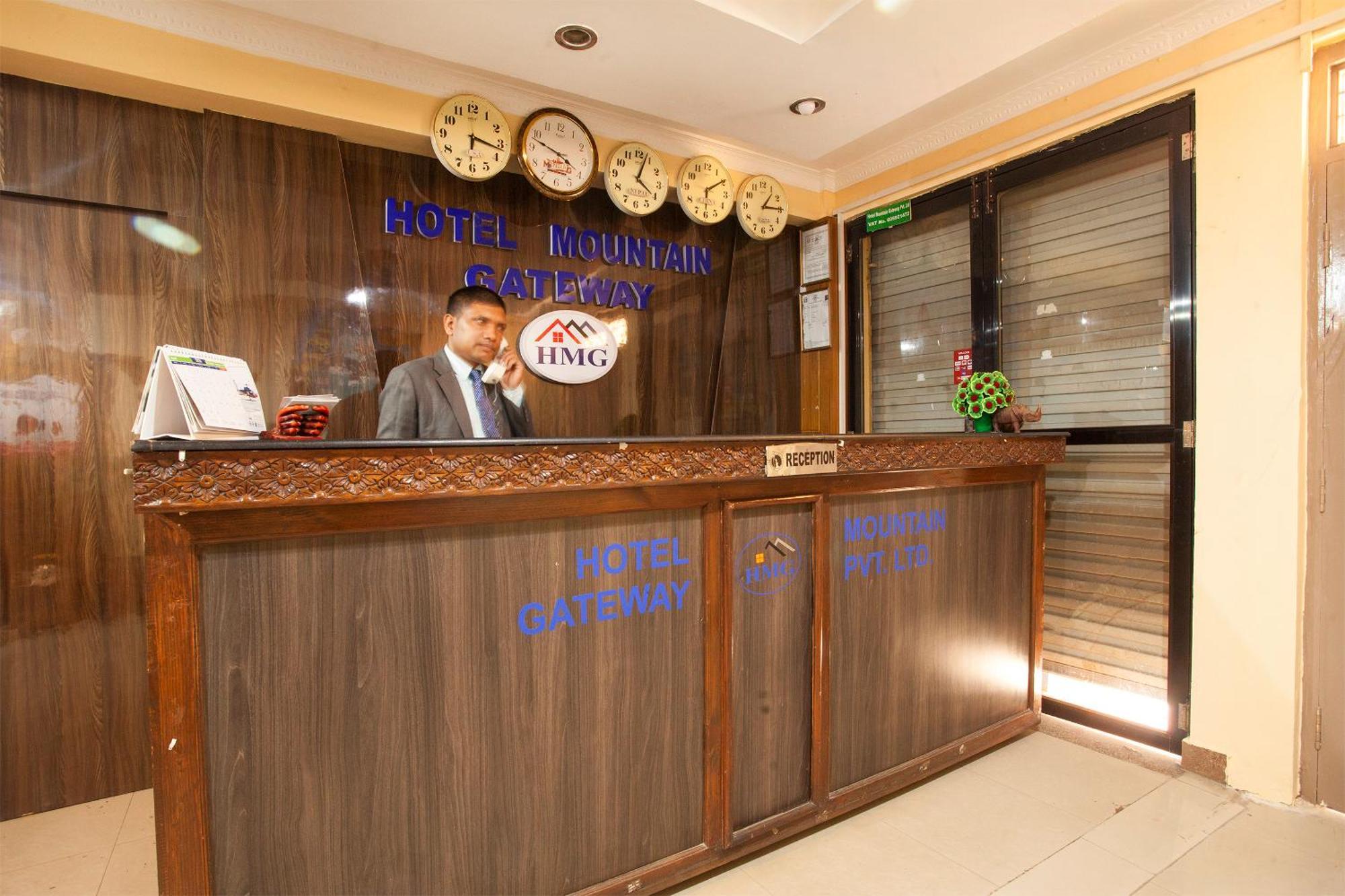 Hotel Mountain Gateway Катманду Экстерьер фото